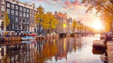 Plavba z Basileje do Amsterdamu Plavba z Basileje do Amsterdamu